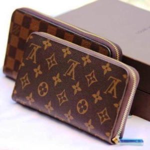 lv pouch bag man